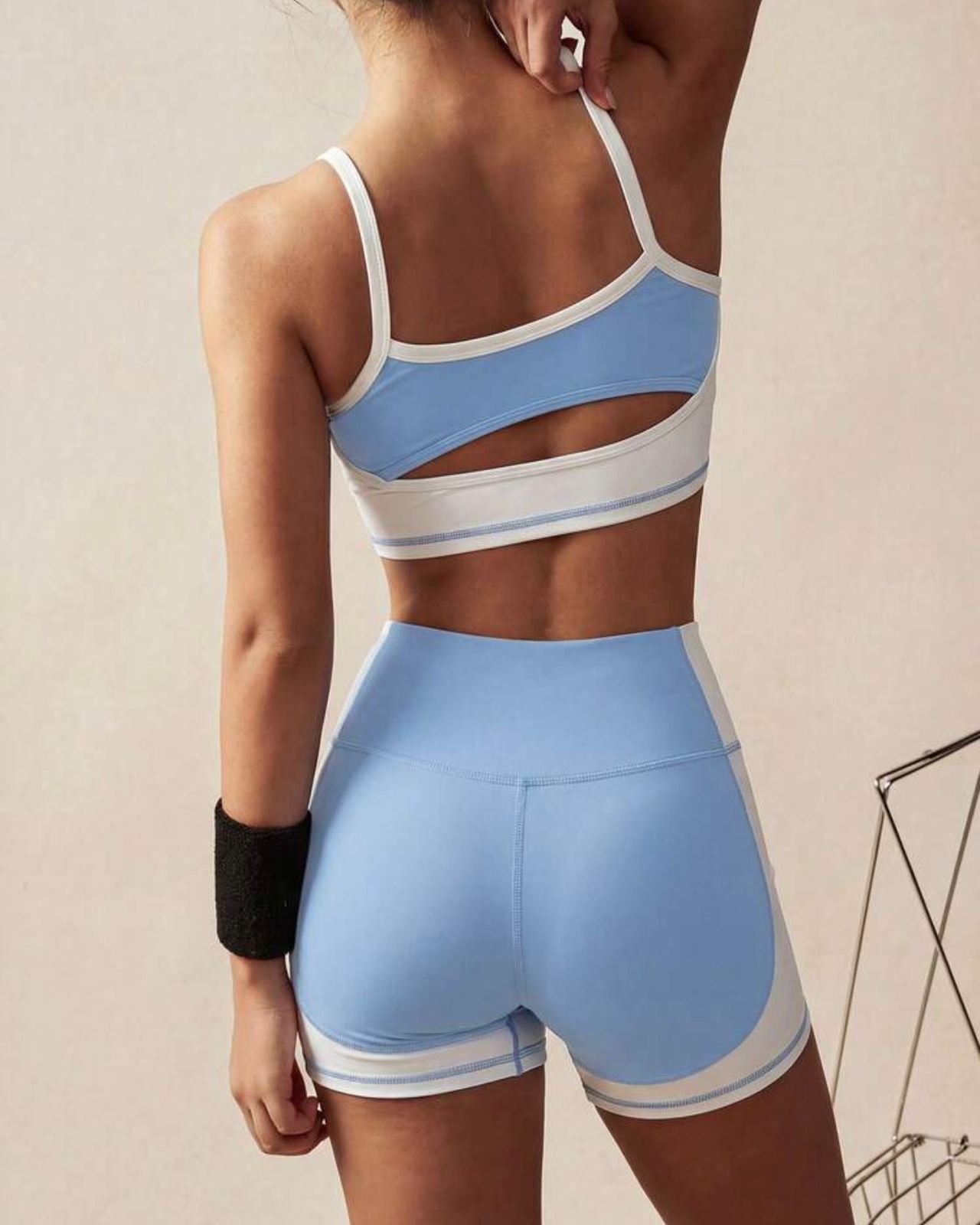 Women’s Contrast Trim Sports Bra & High-Waist Shorts Activewear Set